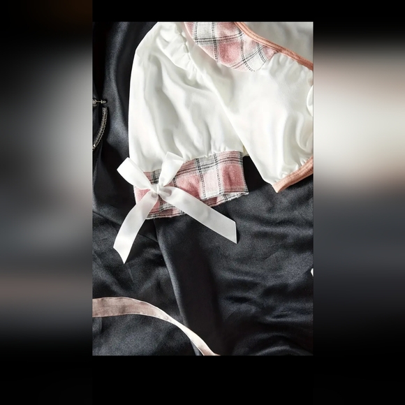 School Girl Charm - Picture 3 of 9